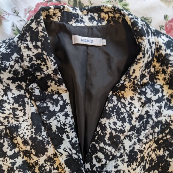 Cotton Floral Blazer size XL - Picture 3 of 12